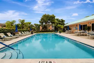 2950 SE Ocean Blvd, Stuart, FL 34996 - Photo 9