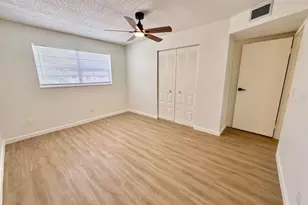 2950 SE Ocean Blvd, Stuart, FL 34996 - Photo 25