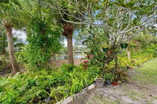 3289 NE Holly Creek Dr, Jensen Beach, FL 34957 - Photo 25