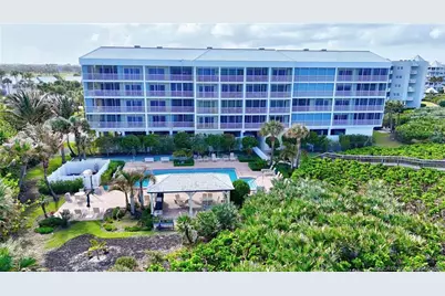529 NE Plantation Road #105, Stuart, FL 34996 - Photo 5