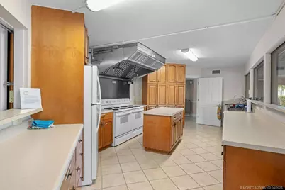 1600 NE Dixie Highway #3-201, Jensen Beach, FL 34957 - Photo 43