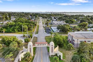 3389 NE Linda Dr, Jensen Beach, FL 34957 - Photo 39