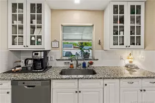 3389 NE Linda Dr, Jensen Beach, FL 34957 - Photo 5