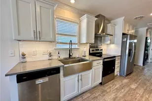 2648 NE Pelican Wy, Jensen Beach, FL 34957 - Photo 11