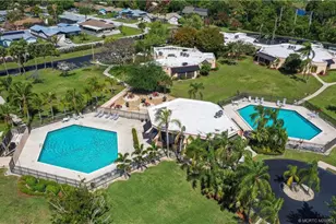 2083 NE Collins Cir, Jensen Beach, FL 34957 - Photo 17