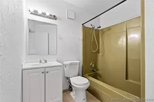 2118 SE Edler Dr, Stuart, FL 34994 - Photo 13