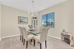 2560 NW Seagrass Dr, Palm City, FL 34990 - Photo 9