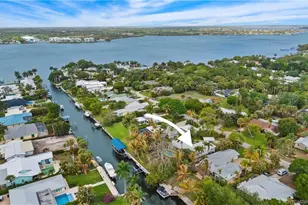 505 SW North Carolina Dr, Stuart, FL 34994 - Photo 7