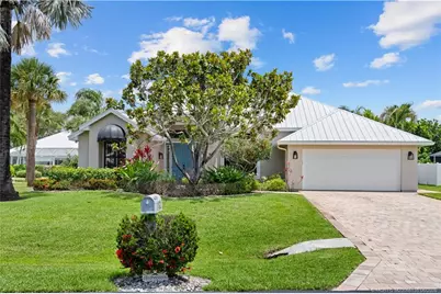 1102 SE Strathmore Drive, Port Saint Lucie, FL 34952 - Photo 3