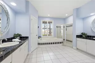 1102 SE Strathmore Dr, Port Saint Lucie, FL 34952 - Photo 29