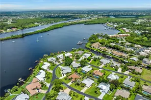 1102 SE Strathmore Dr, Port Saint Lucie, FL 34952 - Photo 59