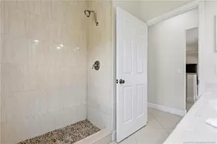 1102 SE Strathmore Dr, Port Saint Lucie, FL 34952 - Photo 39