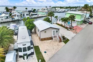 10701 S Ocean Dr, Jensen Beach, FL 34957 - Photo 3