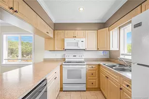 187 SE Village Dr, Port Saint Lucie, FL 34952 - Photo 9