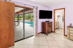 992 SE Thornhill Dr, Port Saint Lucie, FL 34983 - Photo 25