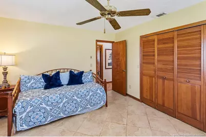 992 SE Thornhill Drive, Port Saint Lucie, FL 34983 - Photo 37