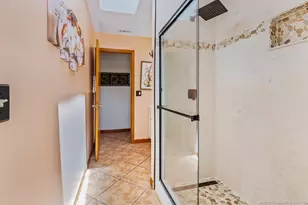 992 SE Thornhill Dr, Port Saint Lucie, FL 34983 - Photo 33