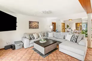 992 SE Thornhill Dr, Port Saint Lucie, FL 34983 - Photo 11