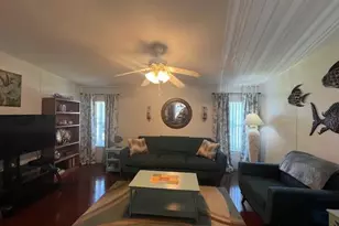 6225 Holly Ln, Lantana, FL 33462 - Photo 9