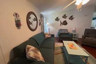 6225 Holly Ln, Lantana, FL 33462 - Photo 7