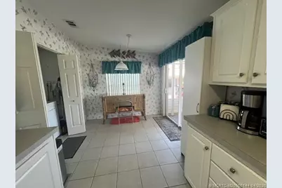 6225 Holly Lane, Lantana, FL 33462 - Photo 11