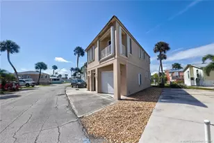 10725 S Ocean Dr, Jensen Beach, FL 34957 - Photo 45