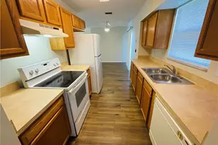 941 SW Fenway Rd, Port Saint Lucie, FL 34953 - Photo 7