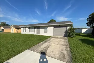 941 SW Fenway Rd, Port Saint Lucie, FL 34953 - Photo 1