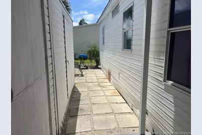 3430 Bayridge Drive, Lantana, FL 33462 - Photo 35