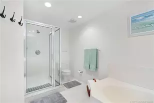 421 NE Plantation Rd, Stuart, FL 34996 - Photo 15