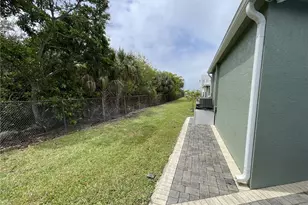 2005 Nettles Blvd, Jensen Beach, FL 34957 - Photo 5