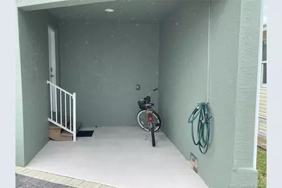 2005 Nettles Boulevard, Jensen Beach, FL 34957 - Photo 3