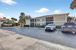 1564 SE Royal Green Cir, Port Saint Lucie, FL 34952 - Photo 27