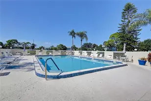 1564 SE Royal Green Cir, Port Saint Lucie, FL 34952 - Photo 29