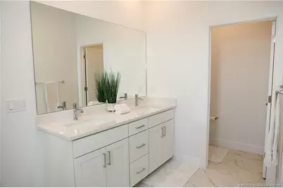 950 SW Prairie Avenue, Palm City, FL 34990 - Photo 25