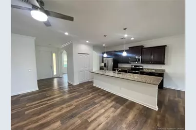 480 NW Windflower Terrace, Jensen Beach, FL 34957 - Photo 7