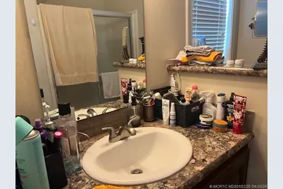 4241 Royal Manor Boulevard, Boynton Beach, FL 33436 - Photo 13