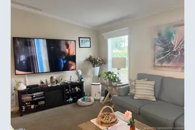 4241 Royal Manor Boulevard, Boynton Beach, FL 33436 - Photo 7