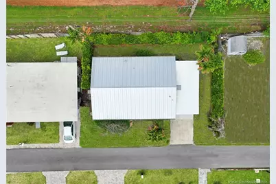 1114 NE Orange Avenue, Jensen Beach, FL 34957 - Photo 23