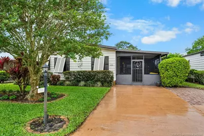 7894 SE Saratoga Drive, Hobe Sound, FL 33455 - Photo 1