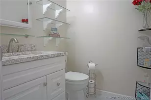 2600 SE Ocean Blvd, Stuart, FL 34996 - Photo 11
