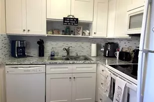 2600 SE Ocean Blvd, Stuart, FL 34996 - Photo 5