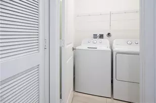 2730 NE Breezeway Cir, Jensen Beach, FL 34957 - Photo 33