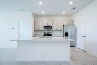 2730 NE Breezeway Circle, Jensen Beach, FL 34957 - Photo 11