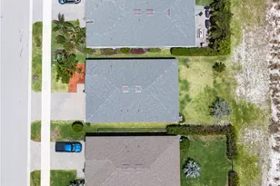 2730 NE Breezeway Cir, Jensen Beach, FL 34957 - Photo 35