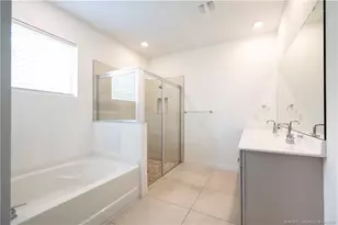 2730 NE Breezeway Cir, Jensen Beach, FL 34957 - Photo 27