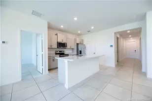 2730 NE Breezeway Cir, Jensen Beach, FL 34957 - Photo 19