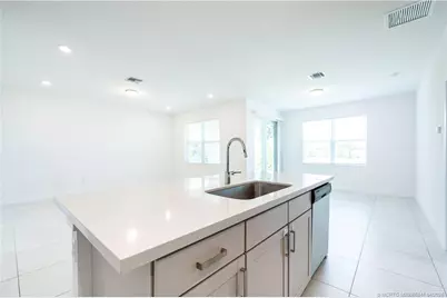 2730 NE Breezeway Circle, Jensen Beach, FL 34957 - Photo 17