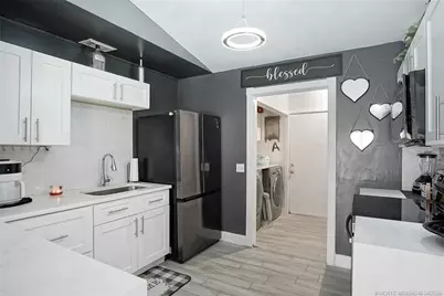 1631 SW La Gorce Avenue, Port Saint Lucie, FL 34953 - Photo 7