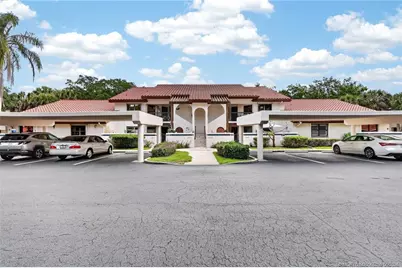 6031 SE Martinique Drive #202, Stuart, FL 34997 - Photo 3